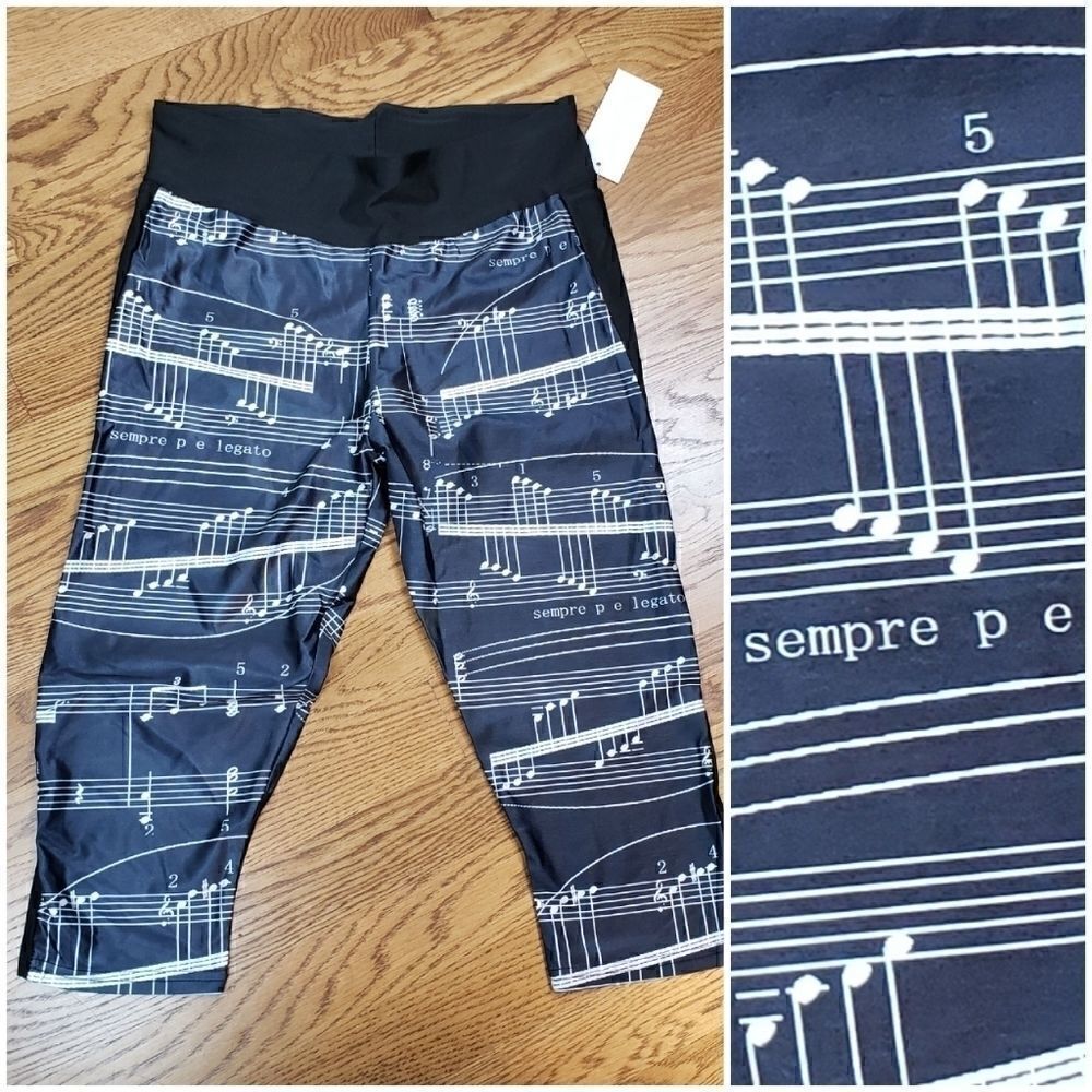 Music Notes Lotus Legging Capri